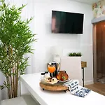 Dina House Quinzico Feriehus *