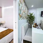 Dina House Quinzico *
