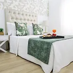 Dina House Quinzico Feriehus *