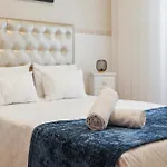 Dina House Quinzico