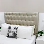 Dina House Quinzico 나자레