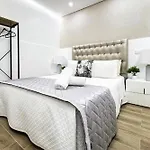 Dina House Quinzico 펜션 나자레