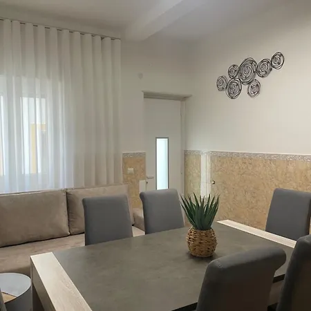 Dina House Quinzico Holiday home Nazare