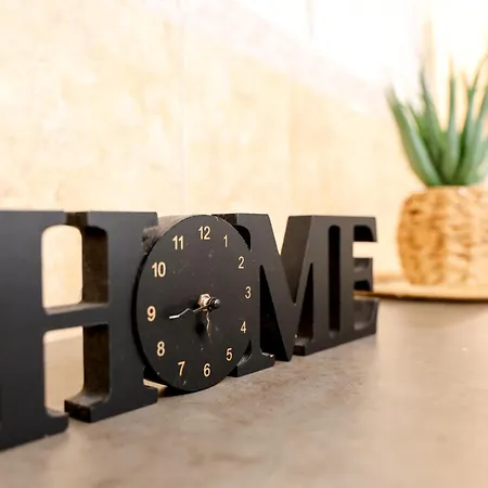 Dina House Quinzico Casa vacanze *