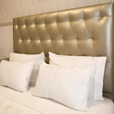 Dina House Quinzico 度假居 纳扎雷