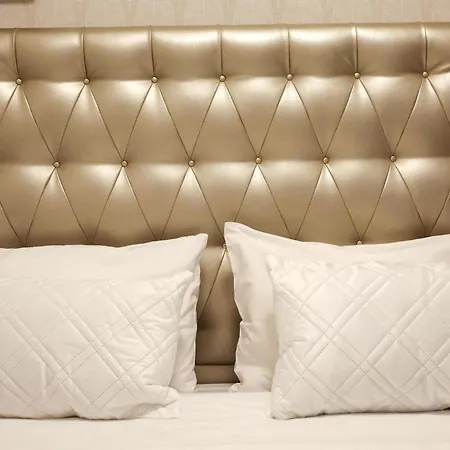 Dina House Quinzico * 纳扎雷