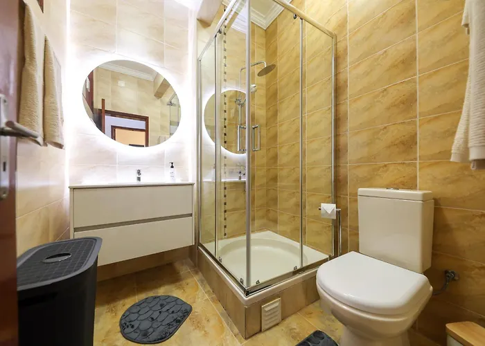 Dina House Quinzico بيت للعطل