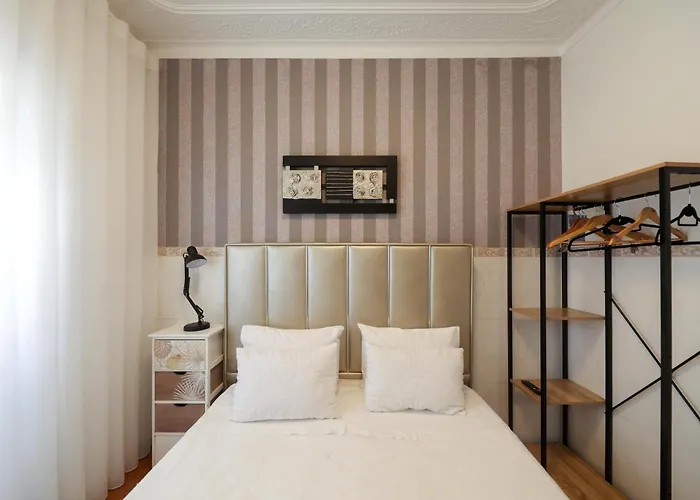 Dina House Quinzico بيت للعطل